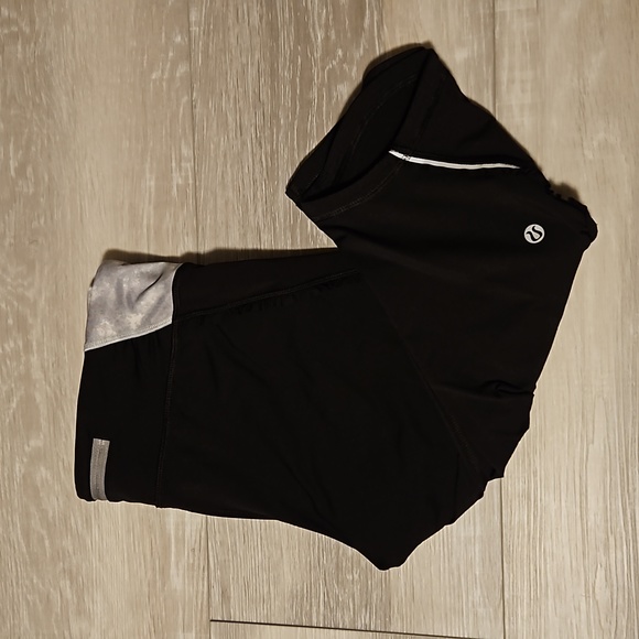 🩴Lululemon Run: Fast And Free Crop in Black / Blazer Fossil - Picture 16 of 16